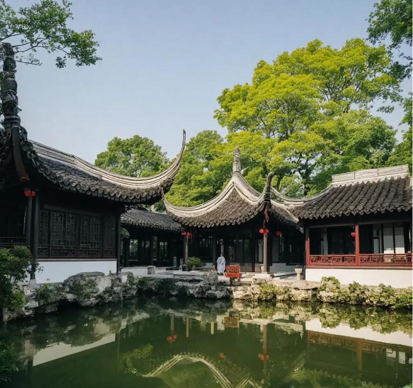 阿图什碧彤餐饮有限公司